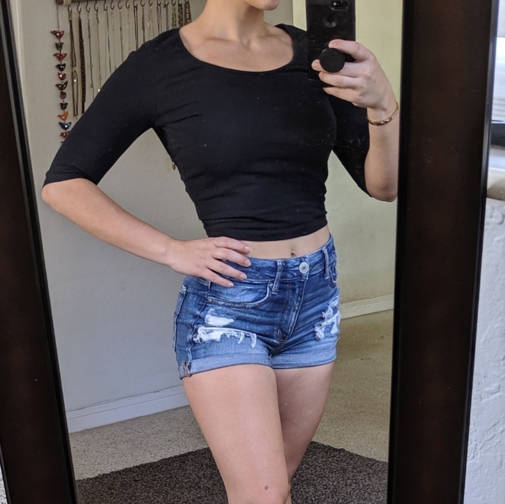 Black Crop Top Tee
